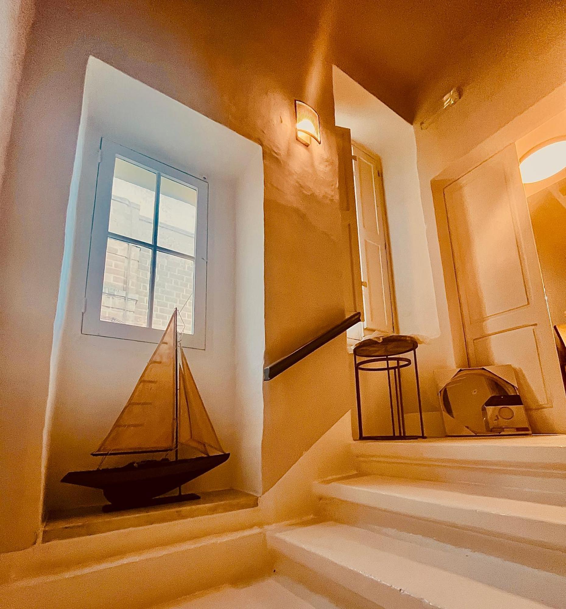 Arcanum Apartment 1 Very Close To Seafront Bus Station And Ferry To Valletta 센글리아 외부 사진