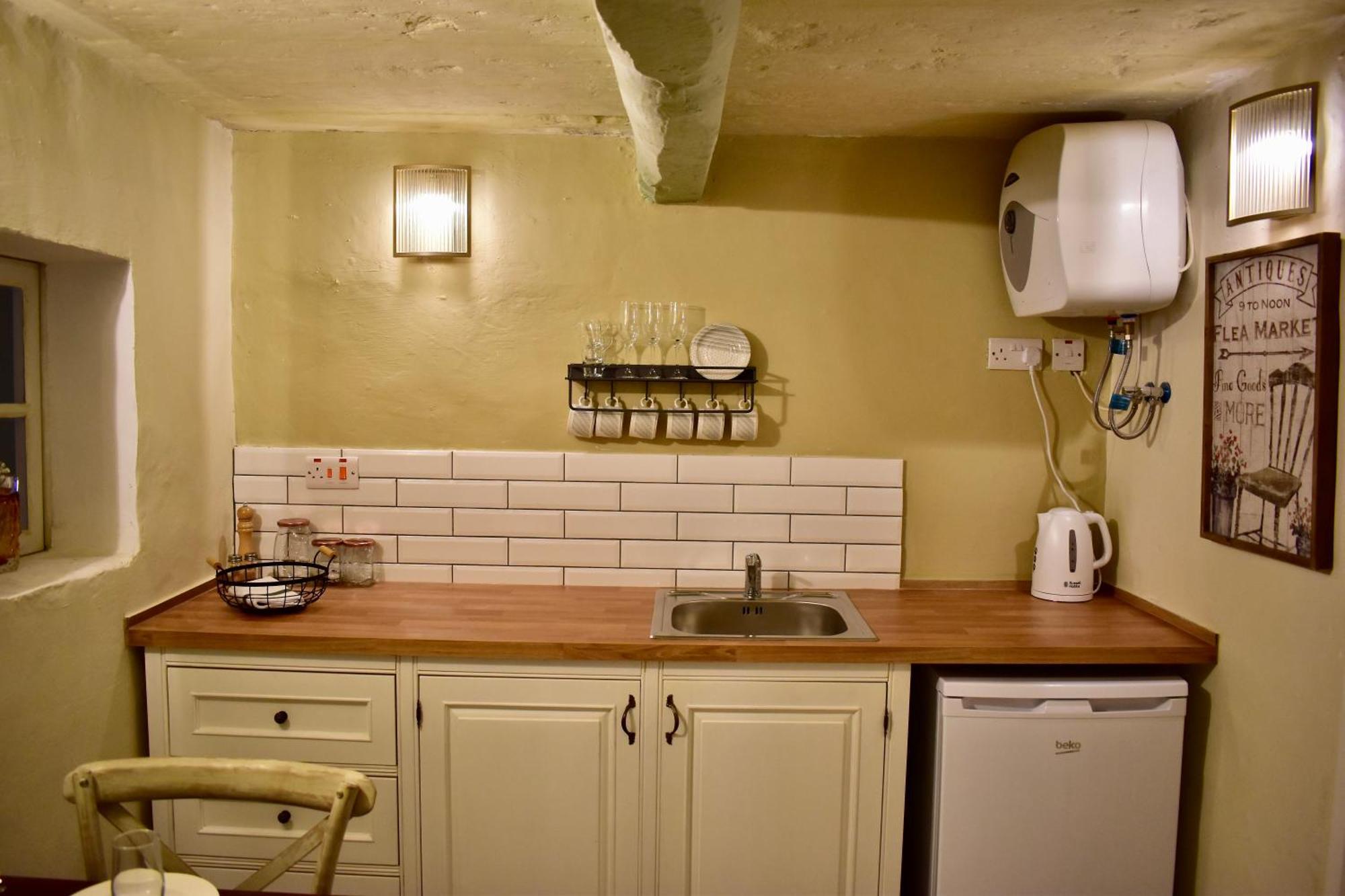 Arcanum Apartment 1 Very Close To Seafront Bus Station And Ferry To Valletta 센글리아 외부 사진